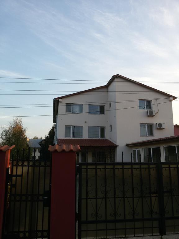 City Comfort Villa Бухарест Экстерьер фото