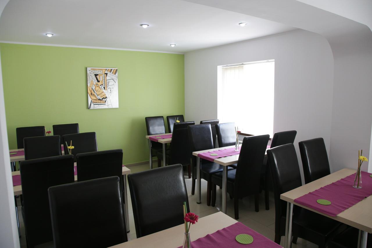 City Comfort Villa Бухарест Экстерьер фото